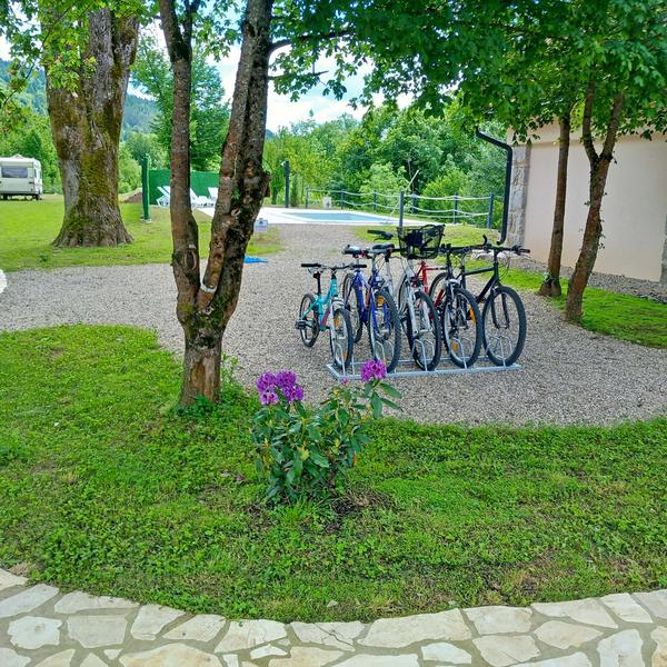 Bicikli spremni za vožnju po okolici